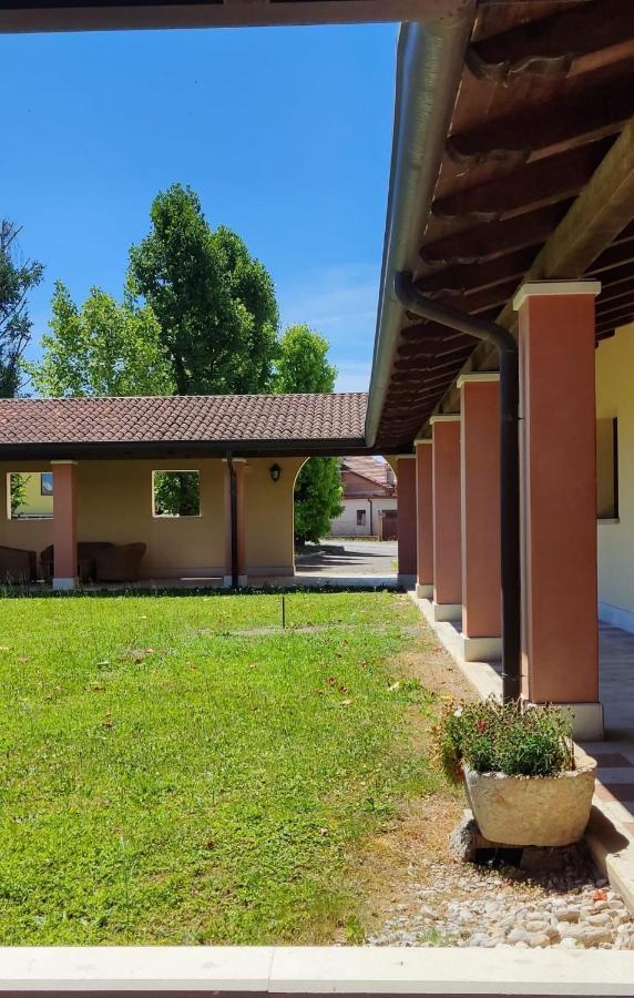Hotel Naonis Cordenons Dış mekan fotoğraf